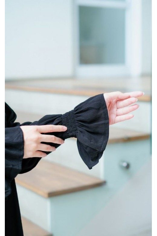 Mila Blouse Black